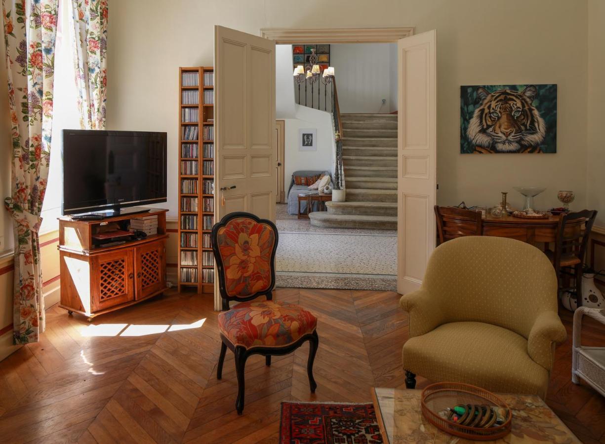 Le 37 Malaucene Bed & Breakfast Eksteriør bilde